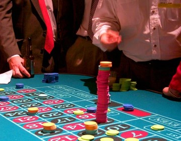 john miller events roulette game for convention guests las vegas party planner007 360x280 Viva Las Vegas Party